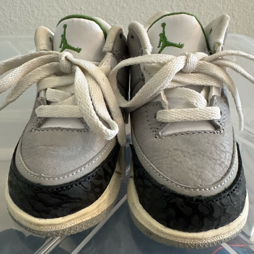 Nike Jordan 3 Retro Chlorophyll Toddler Size 4c
